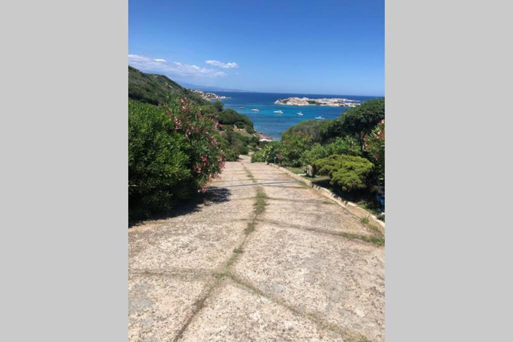 Appartamento Due Passi Dal Mare - La Marmorata Santa Teresa Gallura Exterior photo